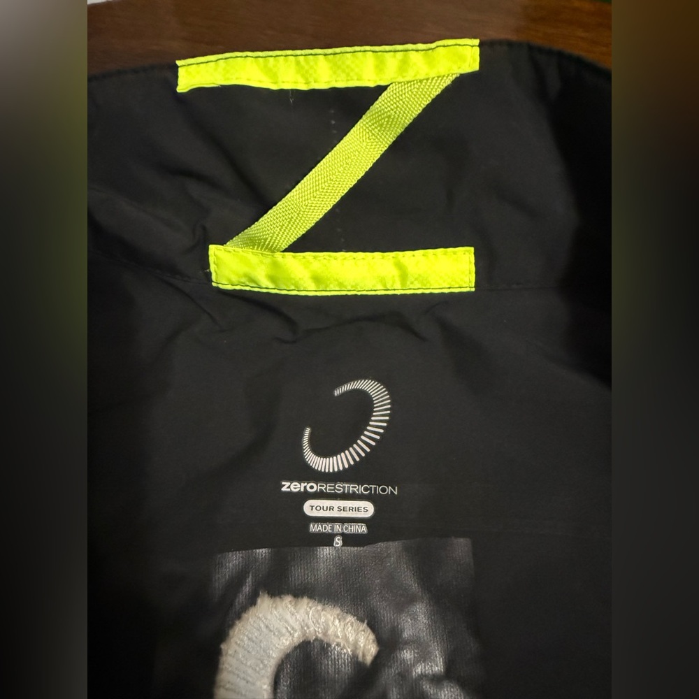 Zero Restriction Polyester Outer Shell Men's Blac… - image 2